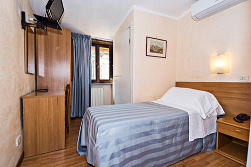Rooms - Hotel Julia Roma Centro